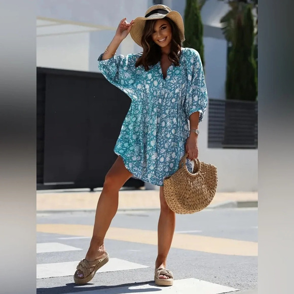 NIP- Plus Size Boho Floral Dress - Picture 3 of 5